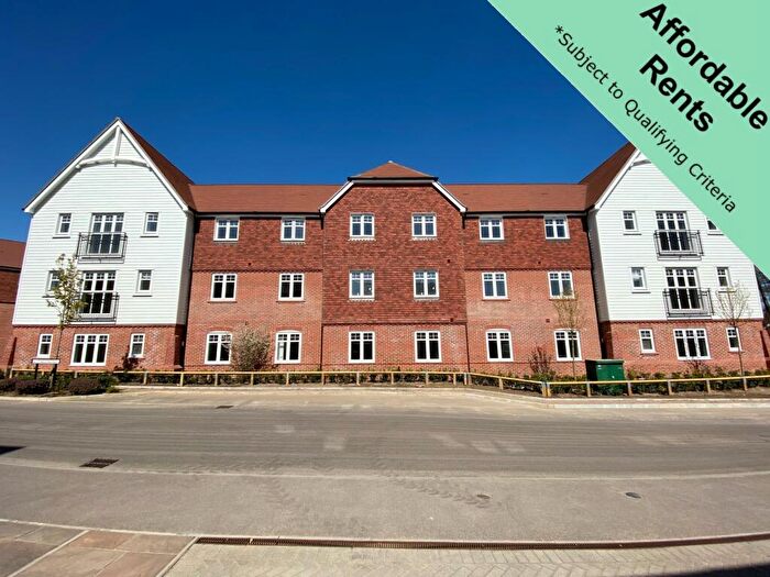 1 Bedroom Apartment To Rent In Heather Court, Edenbrook Village, GU51