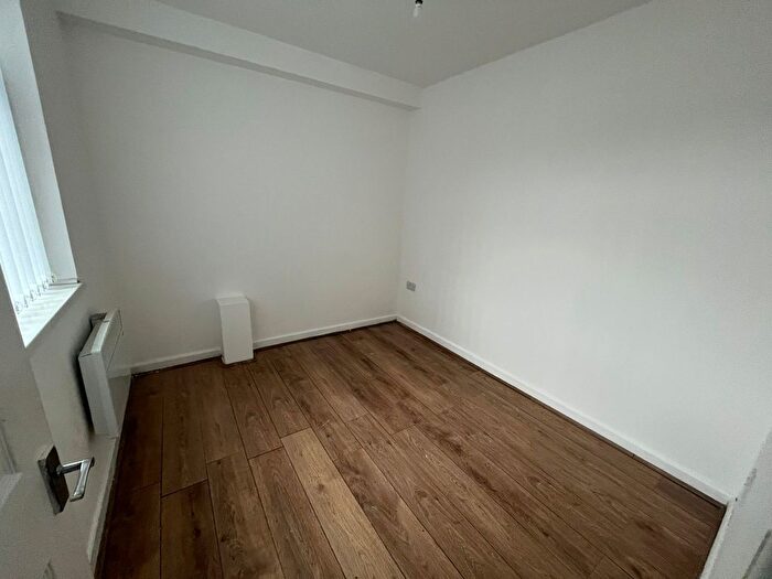 1 Bedroom Flat To Rent In Bradford Lane, Walsall, WS1
