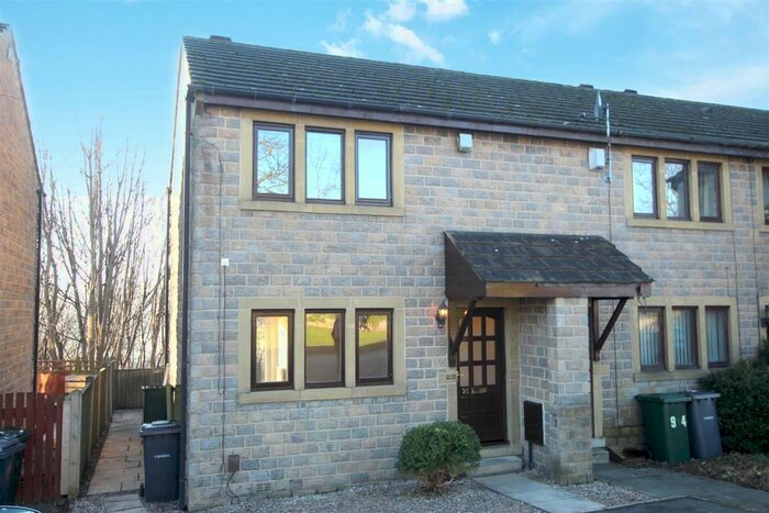 2 Bedroom Terraced House To Rent In Gloucester Road, Bingley, West Yorkshire, BD16
