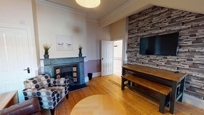 6 Bedroom Terraced House To Rent In Burnside, Spital Tongues, NE2