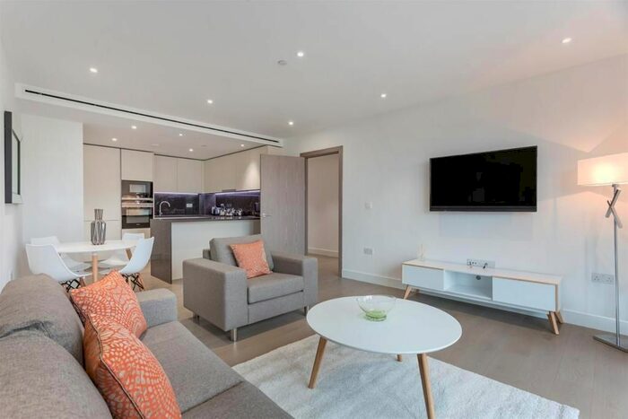 2 Bedroom Flat To Rent In Admiralty House, Vaughan Way, London Docks, London, E1W