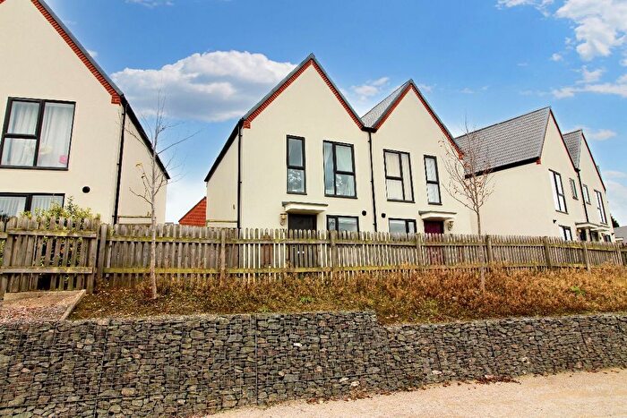 2 Bedroom Semi-detached House For Sale In Brickhill Lane, Telford, TF1
