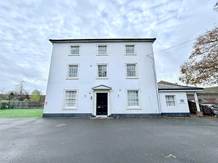 1 Bedroom Flat To Rent In The White House, Sandford Road, Chelmsford, CM2