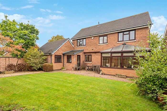 4 Bedroom Detached House For Sale In Frankholmes Drive, Shirley, Solihull, B90