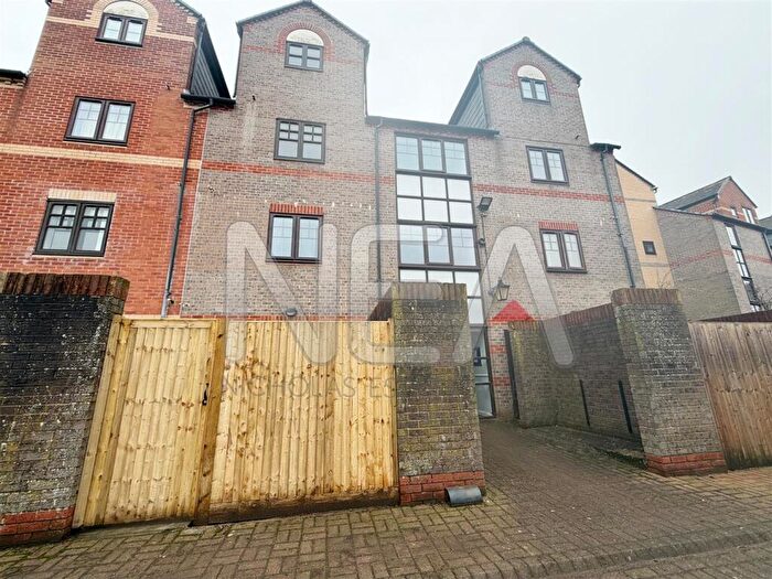 1 Bedroom Apartment To Rent In Maltings Place, Reading, RG1
