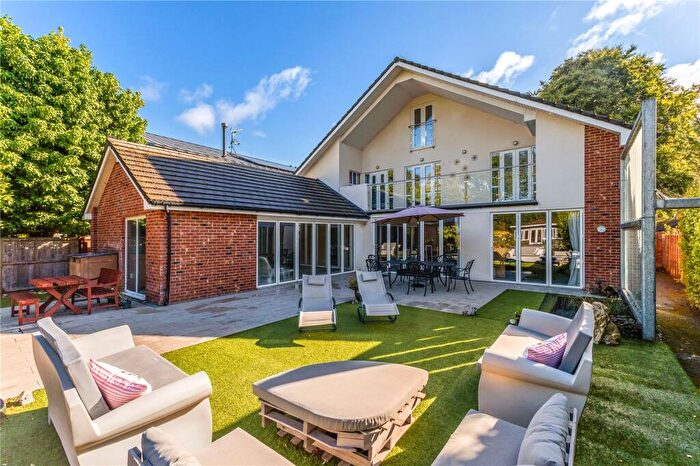 7 Bedroom Detached House For Sale In Lodge Lane, Nailsea, North Somerset, BS48