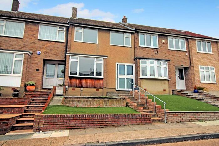 3 Bedroom Terraced House To Rent In William Close, Romford RM5