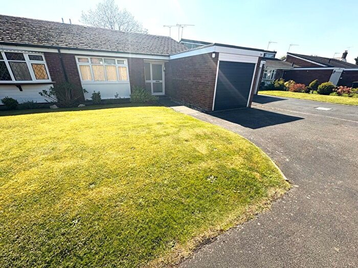 2 Bedroom Semi-Detached Bungalow To Rent In School House Lane, Coventry, CV2