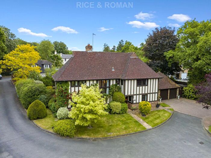 5 Bedroom Detached House For Sale In Snows Ride, Windlesham, GU20