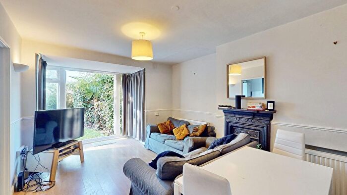 5 Bedroom Property To Rent In Norley Vale, SW15