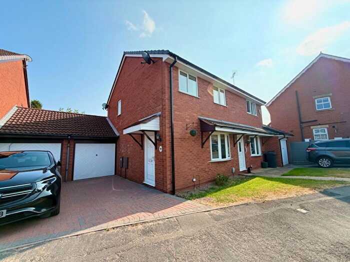 3 Bedroom Semi-Detached House For Sale In Goodwood Close, Stretton, Burton-on-Trent, DE13