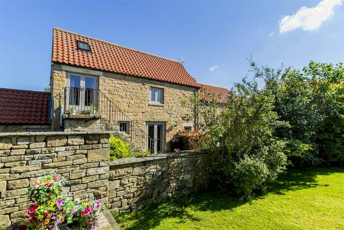 3 Bedroom Barn Conversion For Sale In Elm Tree Close, Palterton, Chesterfield, S44