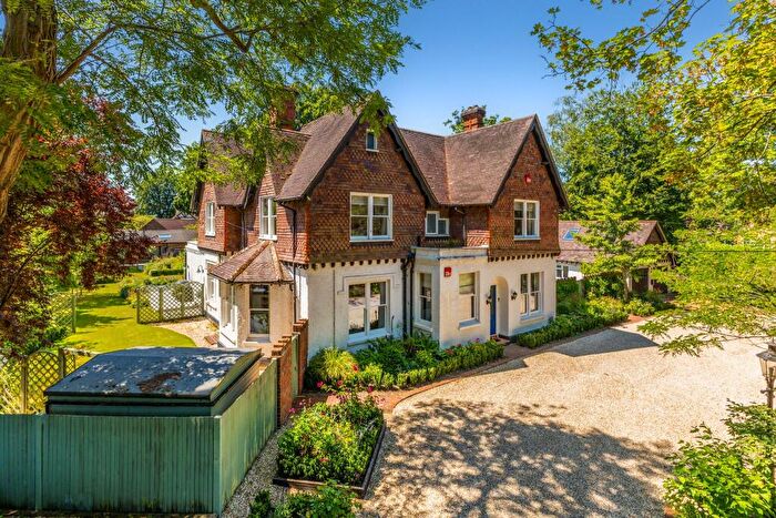 5 Bedroom House For Sale In Branksomewood Road, Fleet, GU51