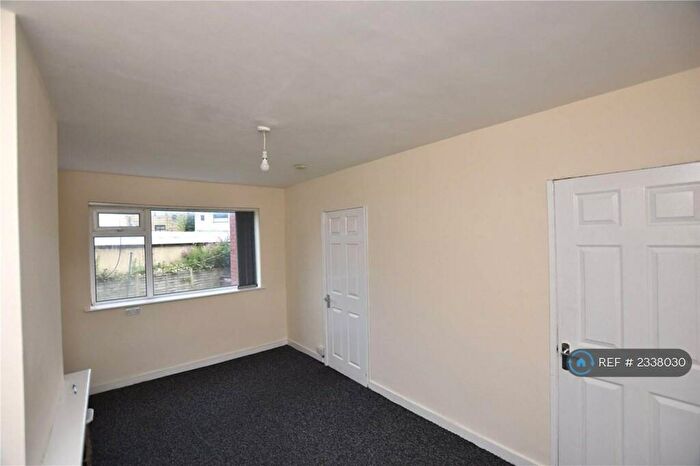 3 Bedroom Terraced House To Rent In Tennis Avenue, Bradford, BD4