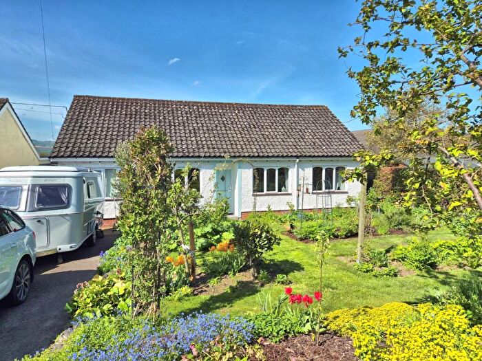 3 Bedroom Detached Bungalow For Sale In Llanbedr Dyffryn Clwyd, Ruthin, LL15