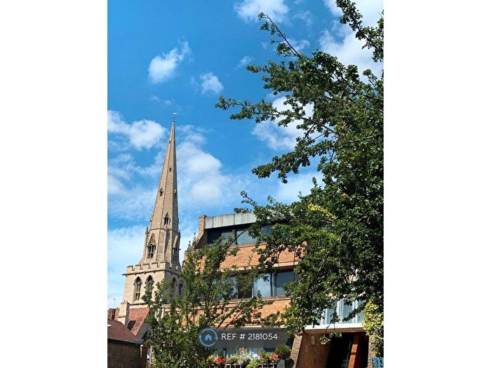 2 Bedroom Flat To Rent In Manor Place, Cambridge, CB1