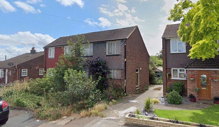 2 Bedroom Semi-Detached House For Sale In Monks Haven, Stanford-Le-Hope, Essex, SS17