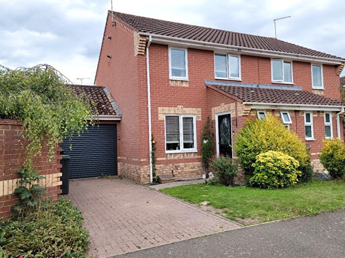 3 Bedroom Semi-Detached House For Sale In Plummers Dell, Great Blakenham, Ipswich, Suffolk, IP6