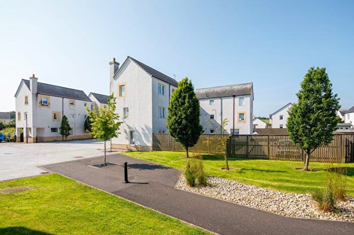 2 Bedroom Apartment For Sale In Picketlaw Road, Eaglesham, G76