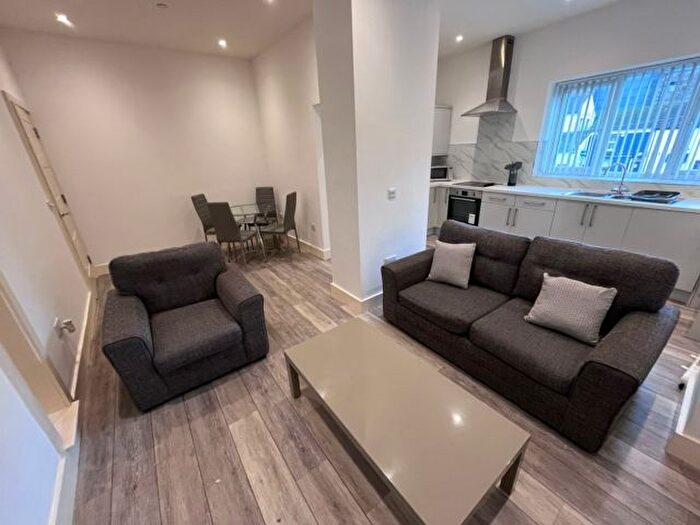 1 Bedroom Flat To Rent In Apartment, The Kingsway Swansea, SA1