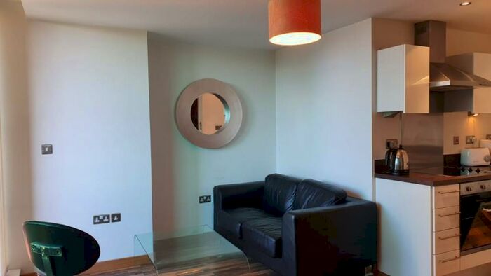 1 Bedroom Apartment To Rent In St George Building, Great George Street, LS1