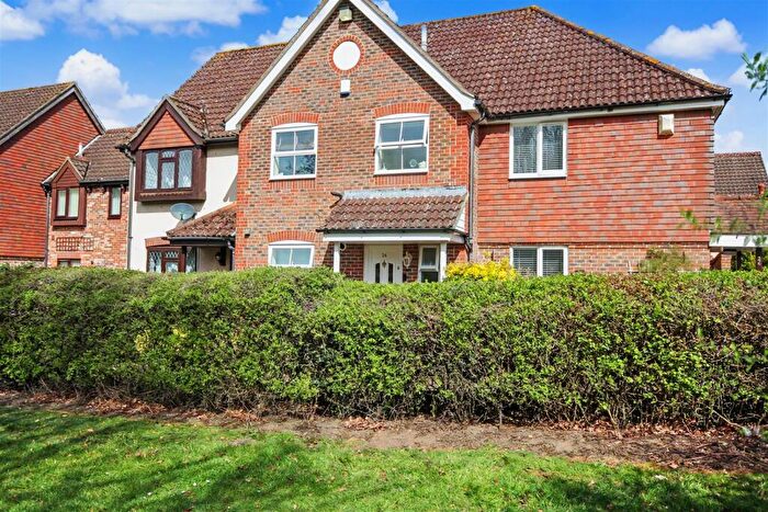 3 Bedroom Terraced House To Rent In Pendlesham Rise, Taverham, Norwich, NR8