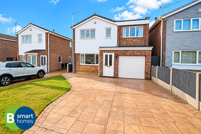 3 Bedroom Detached House To Rent In Celandine Rise, Swinton, S64