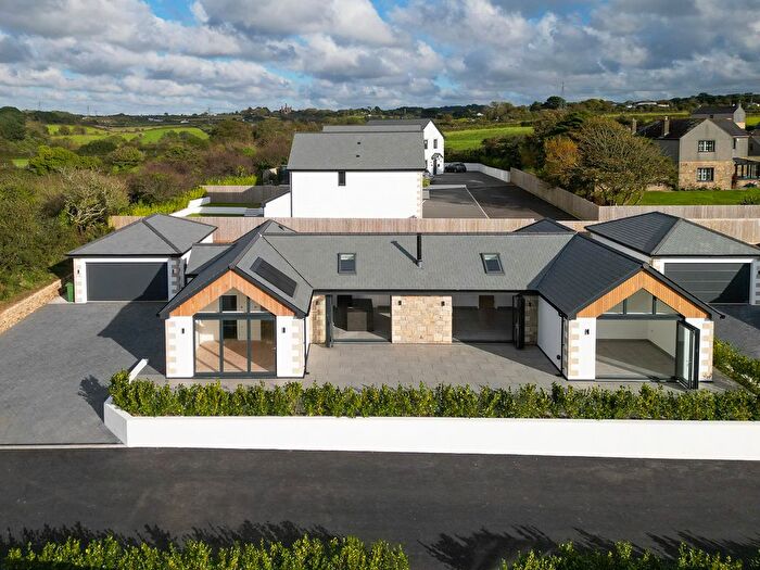 5 Bedroom Detached Bungalow For Sale In North Country, Redruth, TR16