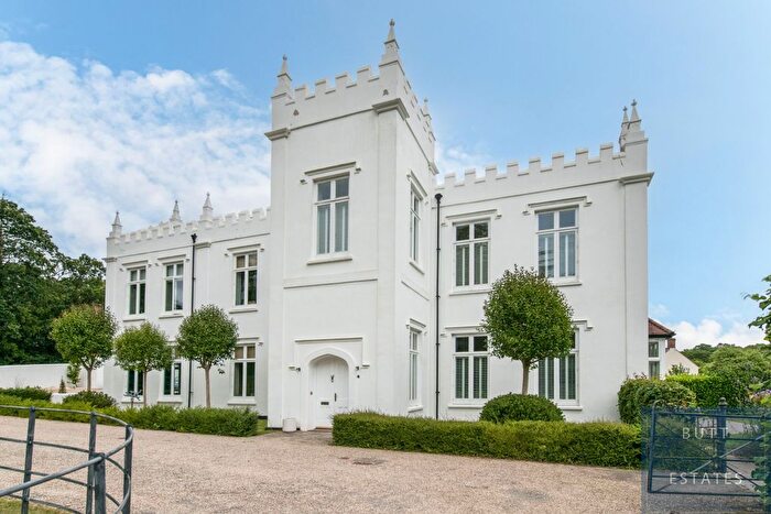 4 Bedroom End Of Terrace House For Sale In Withycombe House, Exmouth, EX8