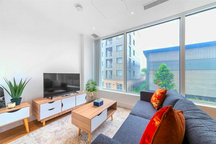 Studio To Rent In West Gate, London, W5