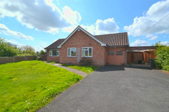 2 Bedroom Detached Bungalow For Sale In Chance Lane, Malvern, WR14