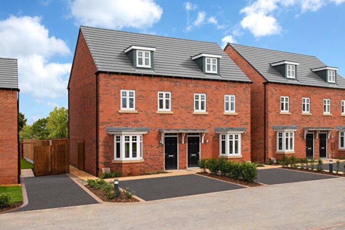 3 Bedroom End Of Terrace House For Sale In Beck Lane, Sutton In Ashfield, Nottinghamshire, NG17