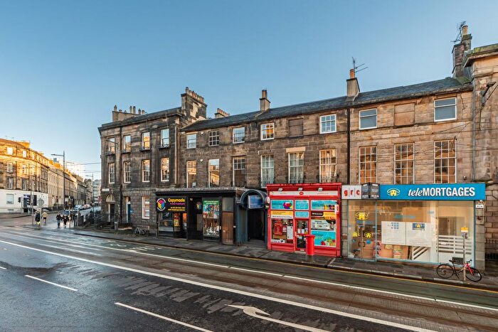 2 Bedroom Flat For Sale In B (F) West Maitland Street, Edinburgh, EH12