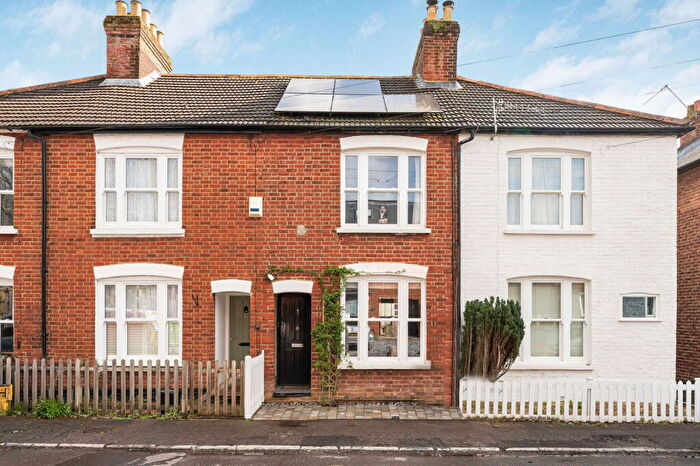 2 Bedroom Terraced House For Sale In North Road, Guildford, GU2
