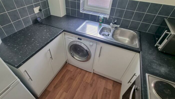 1 Bedroom Apartment To Rent In Dunlin WharfCastle MarinaLentonNottingham, NG7