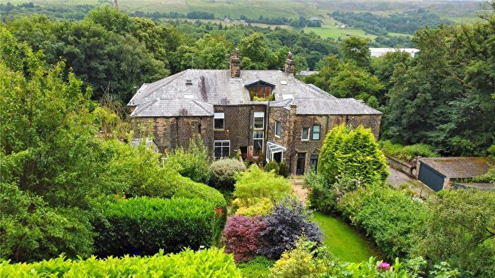 5 Bedroom Terraced House For Sale In Spring Mount, Bacup, Rossendale, OL13