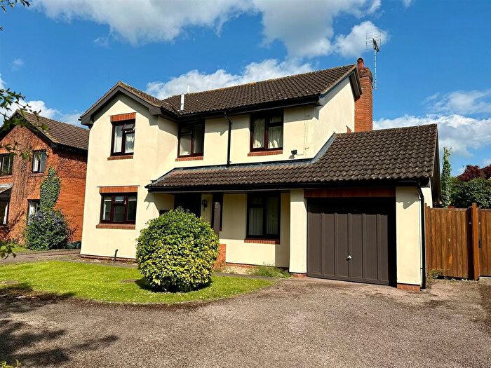 4 Bedroom Detached House For Sale In Huntsmans Drive, Kings Acre, Hereford, HR4