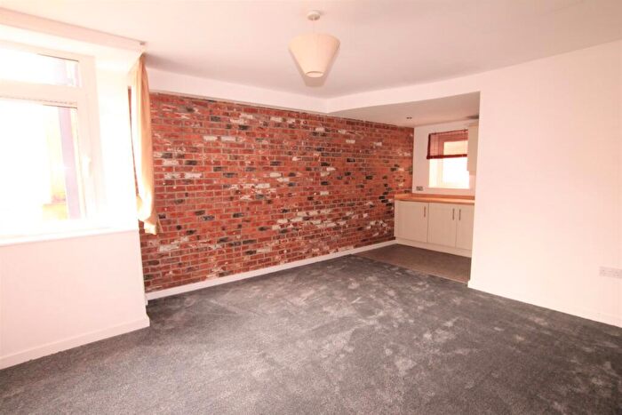 1 Bedroom Apartment To Rent In Trinity Wharf, HU1