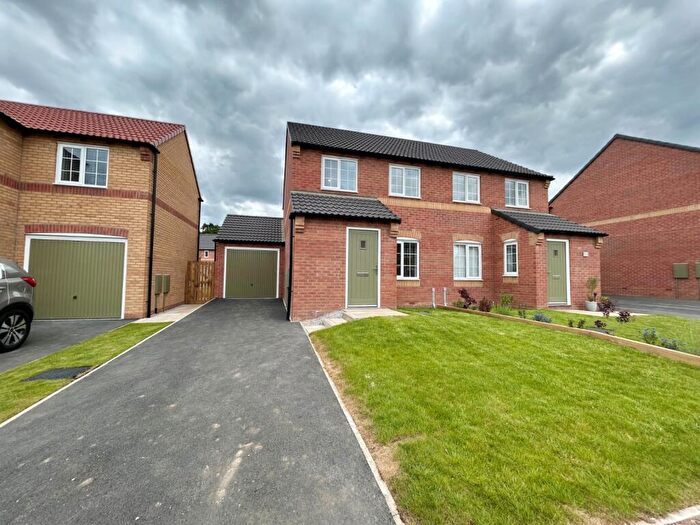 3 Bedroom Semi-Detached House To Rent In Harrier Drive, Langold, S81
