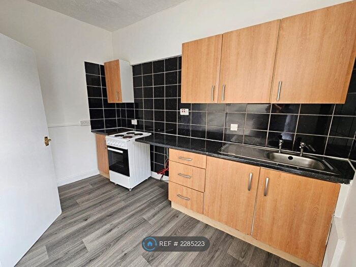 1 Bedroom Flat To Rent In Nuttall Street, Accrington, BB5