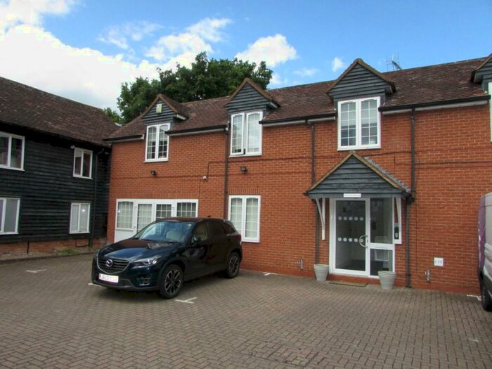 2 Bedroom Apartment To Rent In High Street, Stevenage, Hertfordshire, SG1