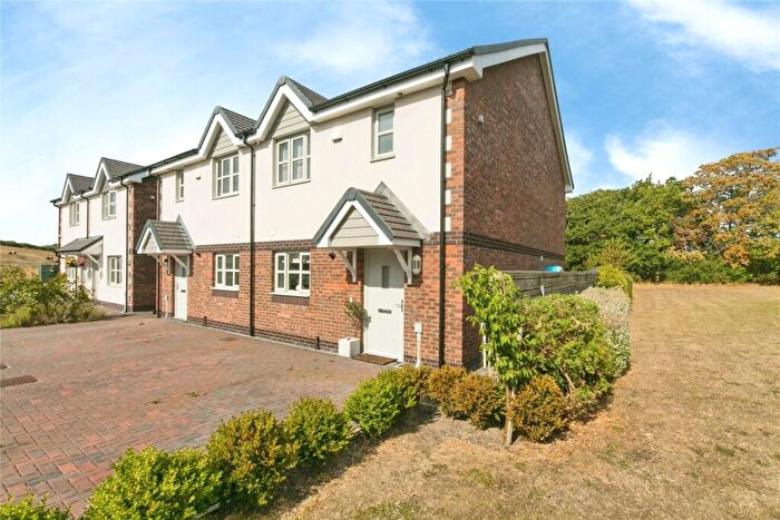 3 Bedroom Semi-Detached House For Sale In Parc Pentywyn, Deganwy, Conwy, LL31