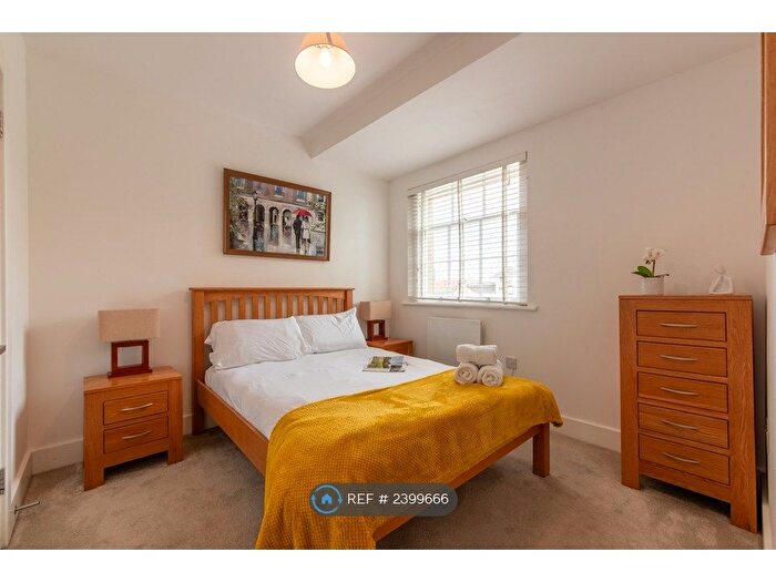 2 Bedroom Flat To Rent In Kings Road, Reading, RG1