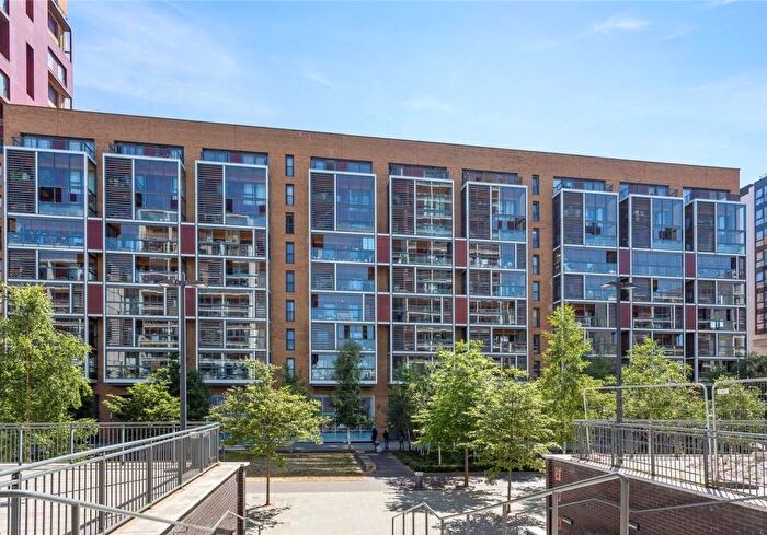 2 Bedroom Flat For Sale In Flat Raddon Tower, Dalston Square, Dalston, London, E8