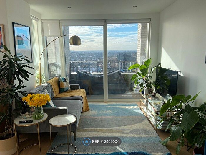 2 Bedroom Flat To Rent In Grant Road, London, SW11