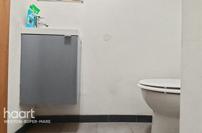 3 Bedroom Terraced House For Sale In Little George Street, Weston-Super-Mare, BS23