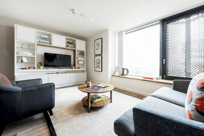 1 Bedroom Flat To Rent In Vantage Point, Junction Road, Archway, London, N19