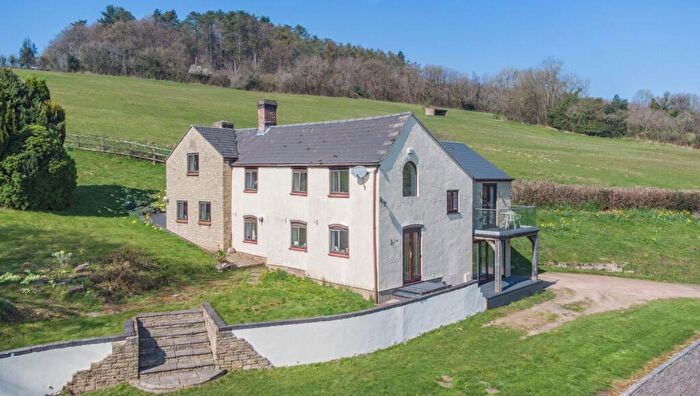 4 Bedroom Detached House For Sale In Hinders Lane, Huntley, GL19