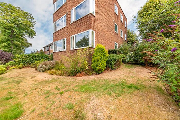 2 Bedroom Flat For Sale In Saltwell Road, Gateshead, NE8