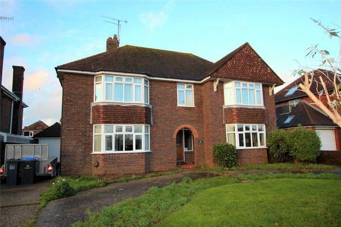 2 Bedroom Flat To Rent In Goring Road, Goring By Sea, West Sussex, BN12